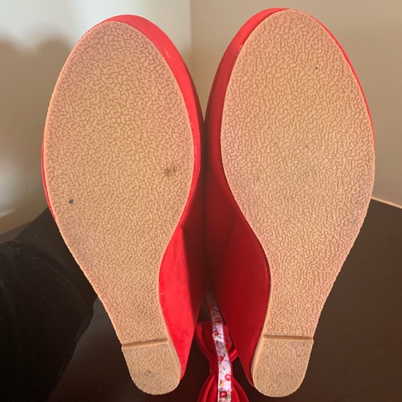 Women shoes, never worn, wrap around ankle strap - Picture 5 of 5